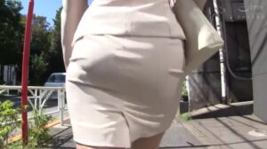 ぶっかけ！OLスーツ倶楽部23 姉ギャル夏帆さんの誘惑チクポチ・パンティライン！ 今井夏帆